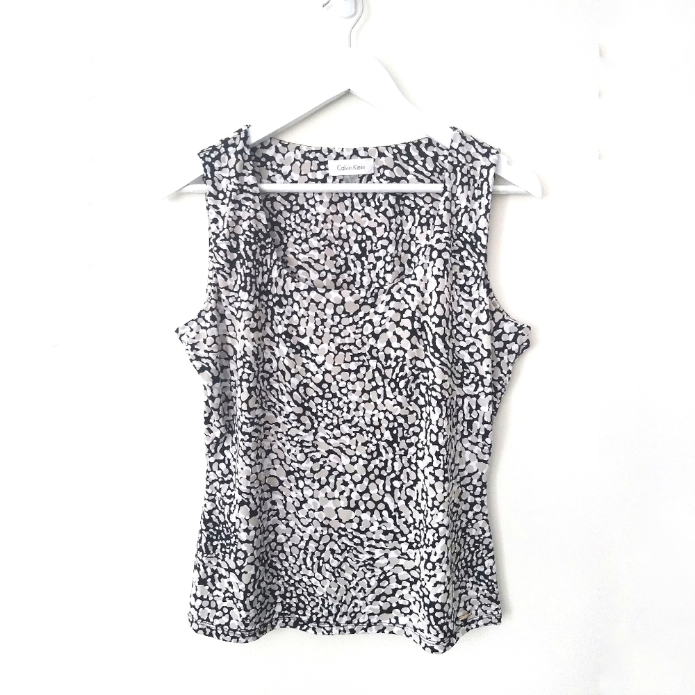 Calvin Klein L animal print sleeveless top